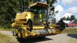 KHP air-conditioning installed in a New Holland 8030 combine harvester.